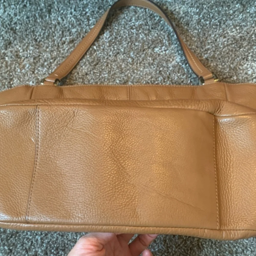 Coach Park Genuine Leather Tote Style F23662 - Picture 3 of 8